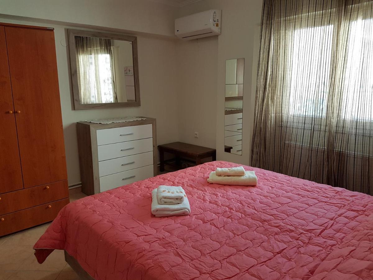 Dimitris House Petriti Daire Dış mekan fotoğraf